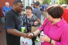 20-Shaking-hands